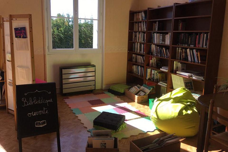 Bibliothèque - Leignes sur Fontaine